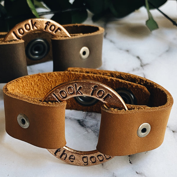ready-to-ship brass ring leather cuff